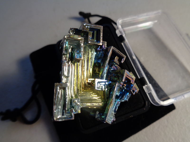 File:Bismuth02.JPG